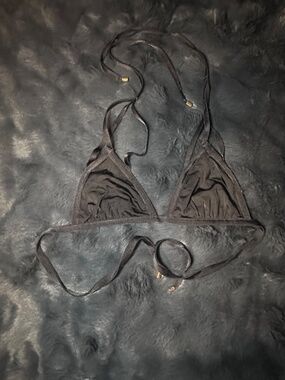 Beach Bunny Swim Top